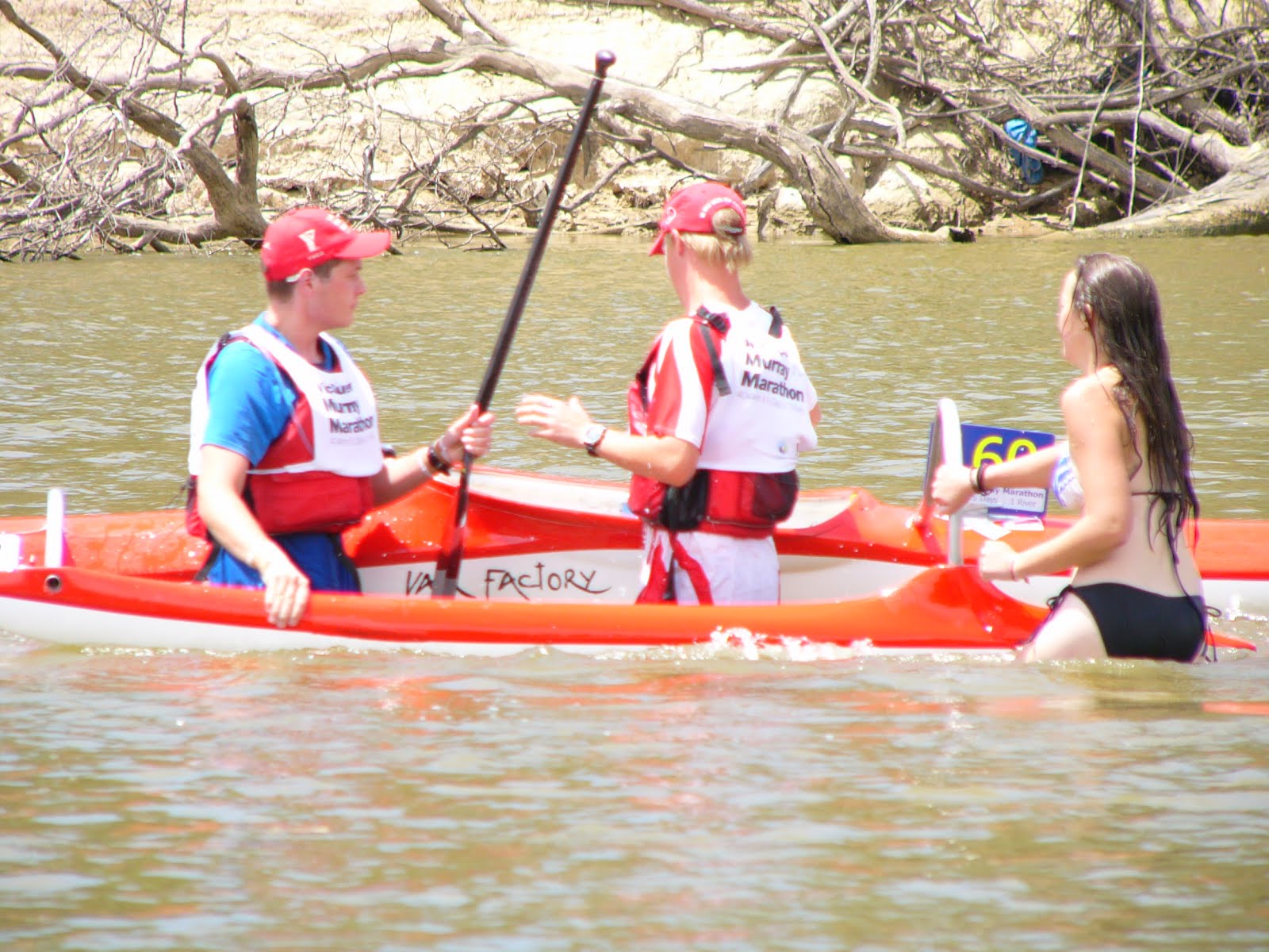 Inland Outriggers "Tahitian Warriors" Junior V1 relay 404km Murray