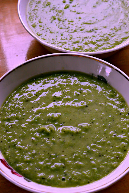 home-made vegetarian pea soup