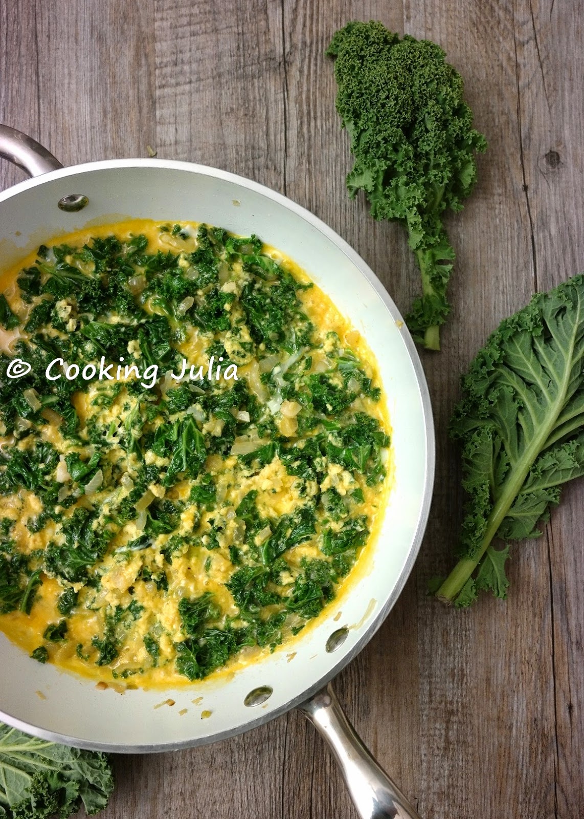 COOKING JULIA OMELETTE AU KALE