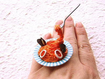 Dishes in Fingers 03 Cincin Unik berbentuk Makanan siapa Mau coba