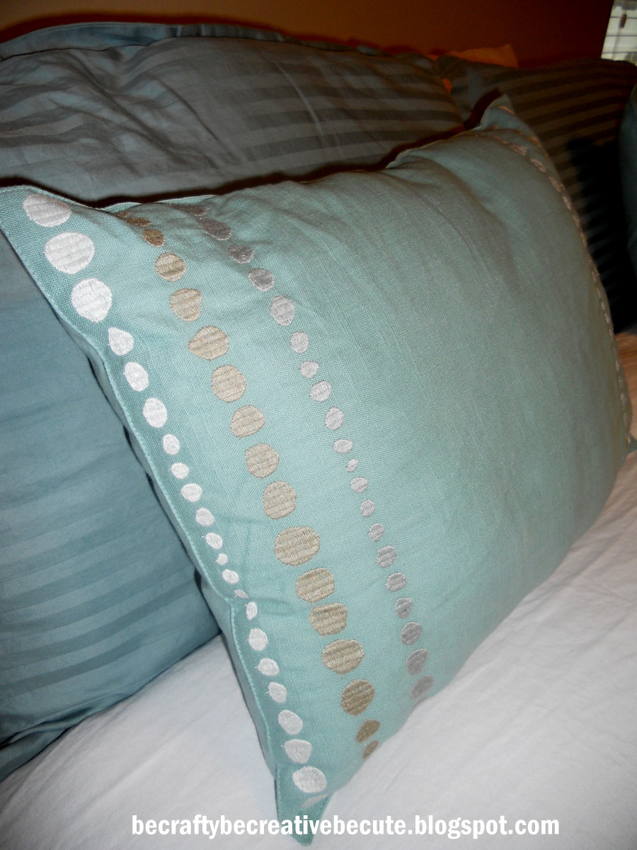 Be Crafty. Be Creative. Be Cute. {Cheap Decorative Pillow}