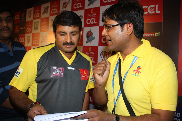 Manoj Bhawuk with Manoj Tiwari at Celebrity Cricket League,Season 3, Event held on January 19, 2013 — at Reliance Studios, Goregaon Filmcity in Mumbai.