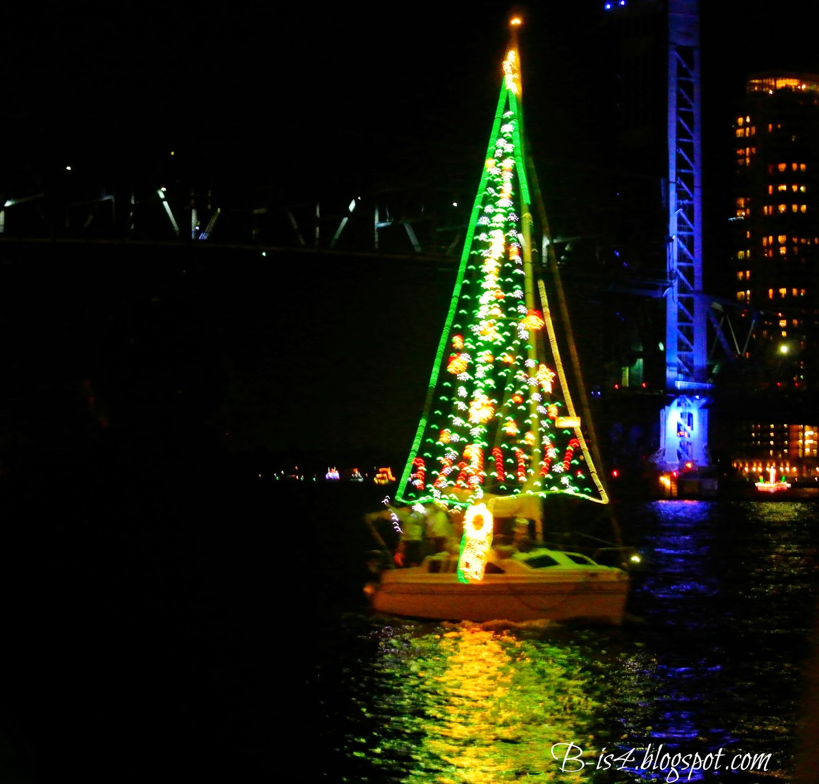 B is 4 Jacksonville Christmas Tree and Light Boat Parade 2014 {WW}