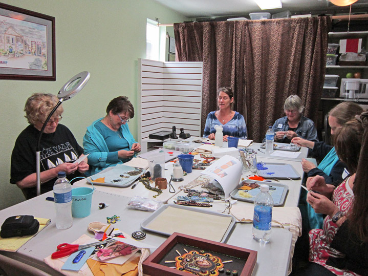 DVArtist BEADING CLASS JUST TOO MUCH FUN