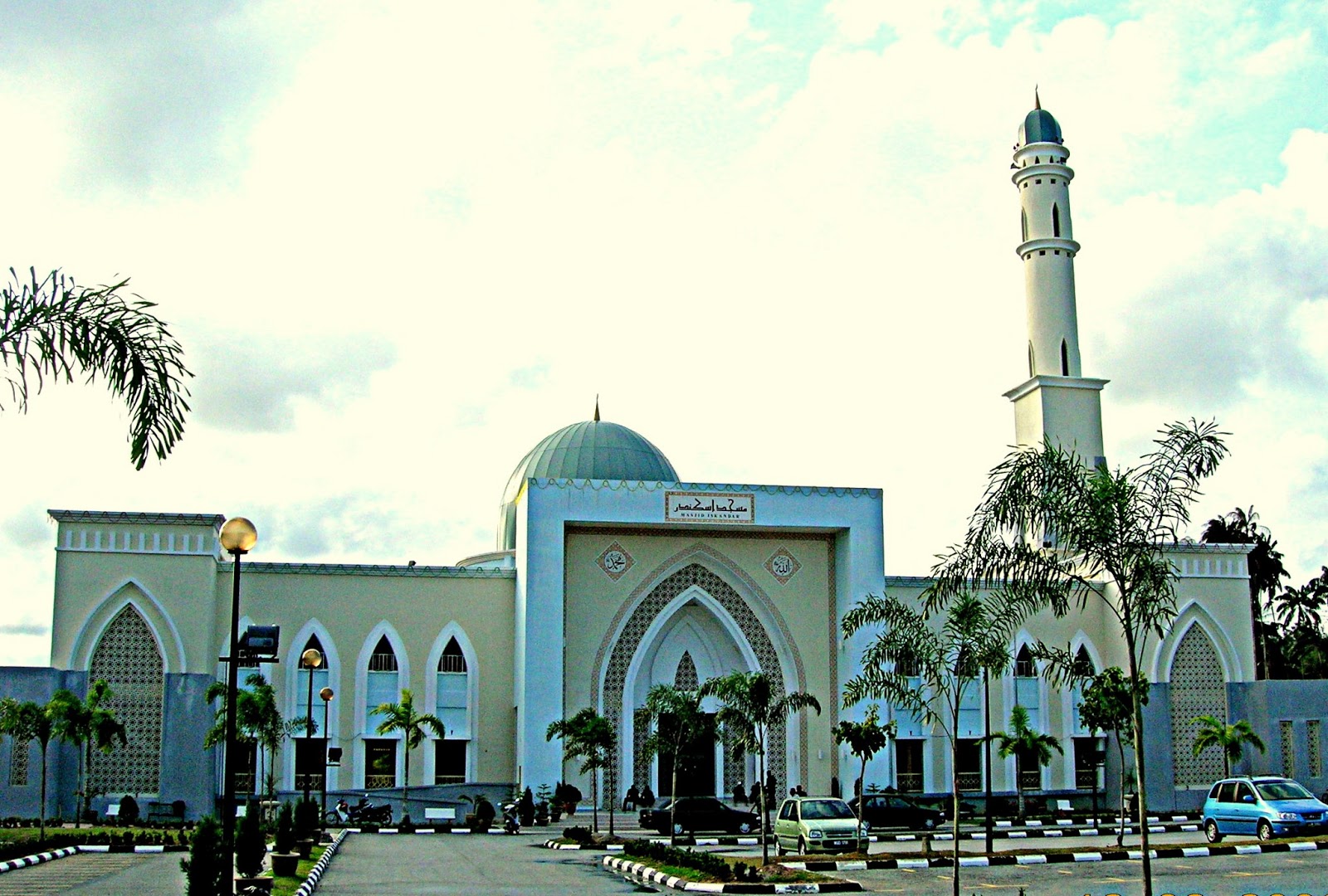 DI UJUNG ISLAM Senibina Masjid di Negeri Johor