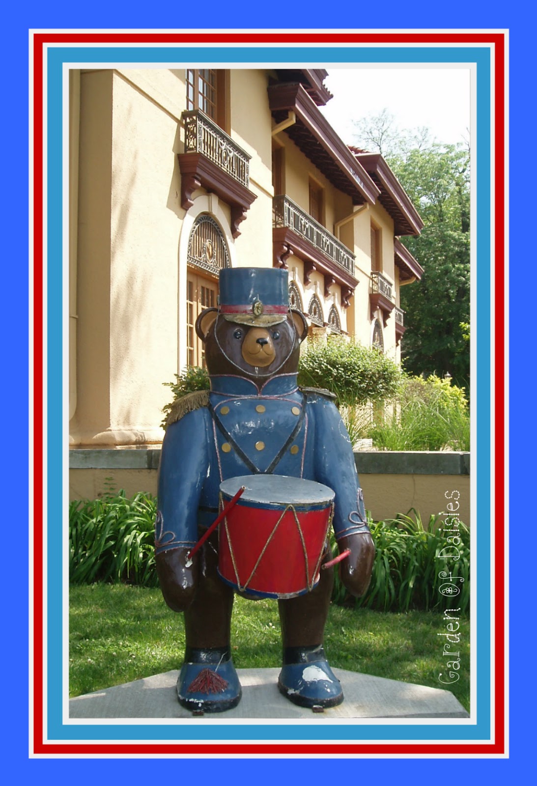 Toy and Miniature Museum (Kansas City (UMKC), MO)