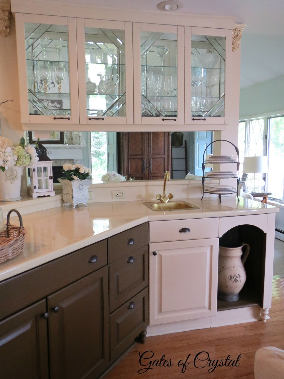 Gates of Crystal Spray Painting a Brass Sink