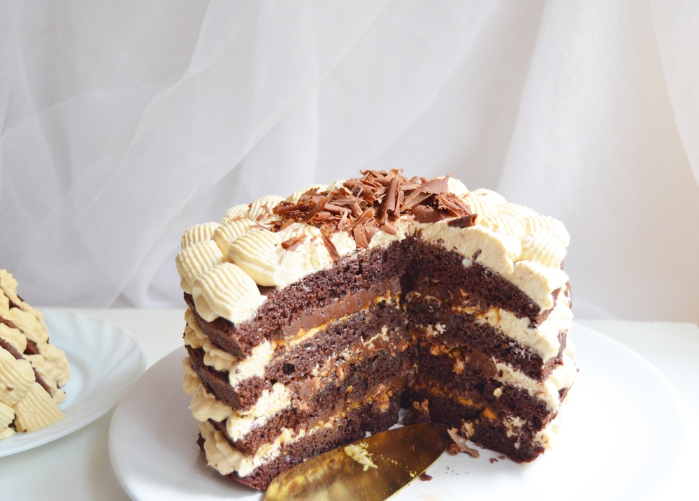 Biochimist La Cratita Tort cu caramel sarat si ciocolata