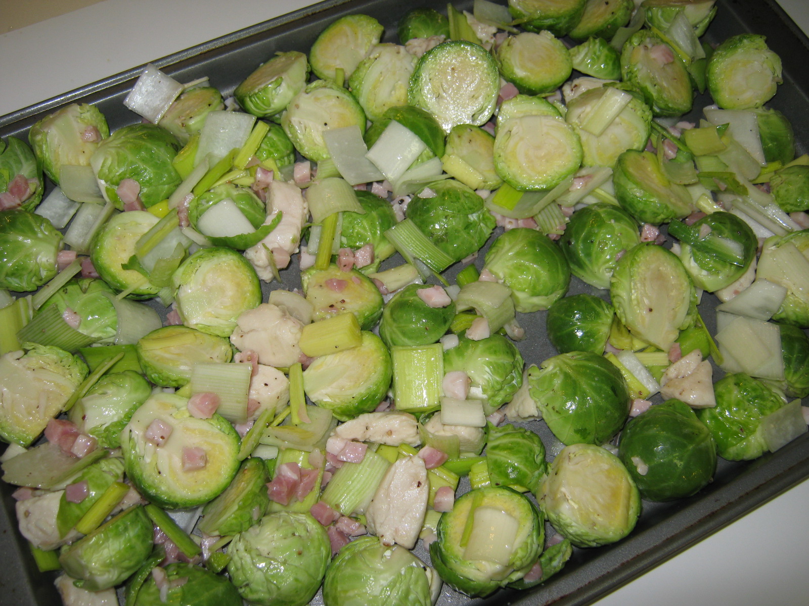 Step by Step in the kitchen Roasted Brussels Sprouts with Chicken and