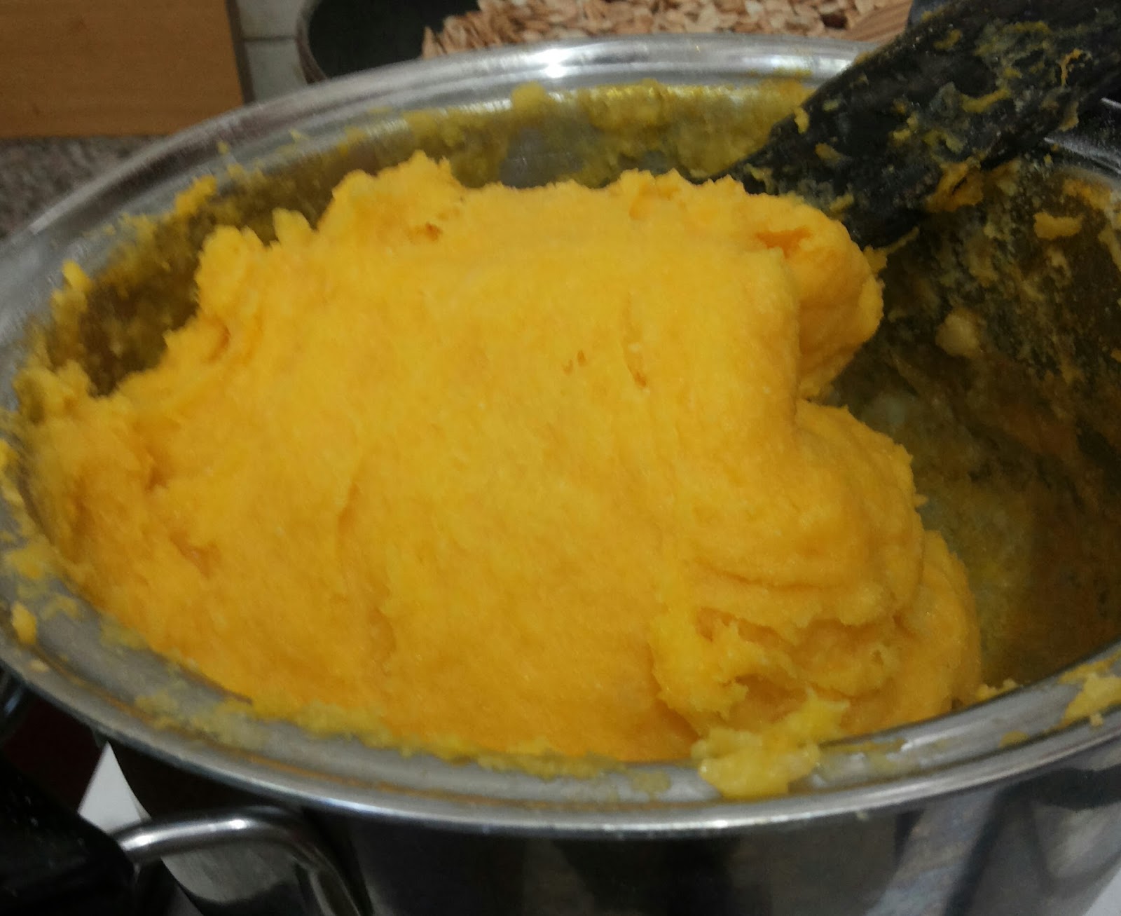 How To Make Rice Flour Fufu Colourful, Quick And Delicious, With Some