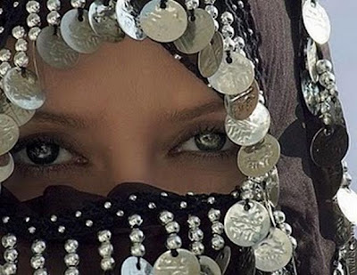 Hijab Eyes