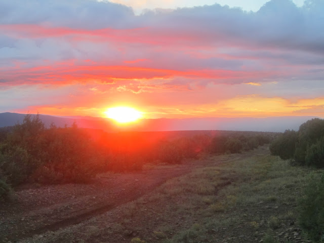 Arizona+sunrise+over+Rocky+Mtn+Bighorn+Sheep+Country+in+Unit+6A.JPG