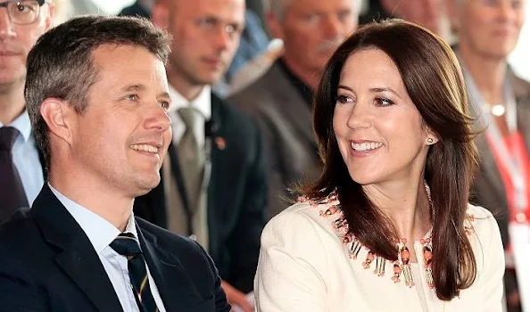 Crown Prince Frederik and Crown Princess Mary of Denmark arrives at the city hall of Hamburg, Germany,