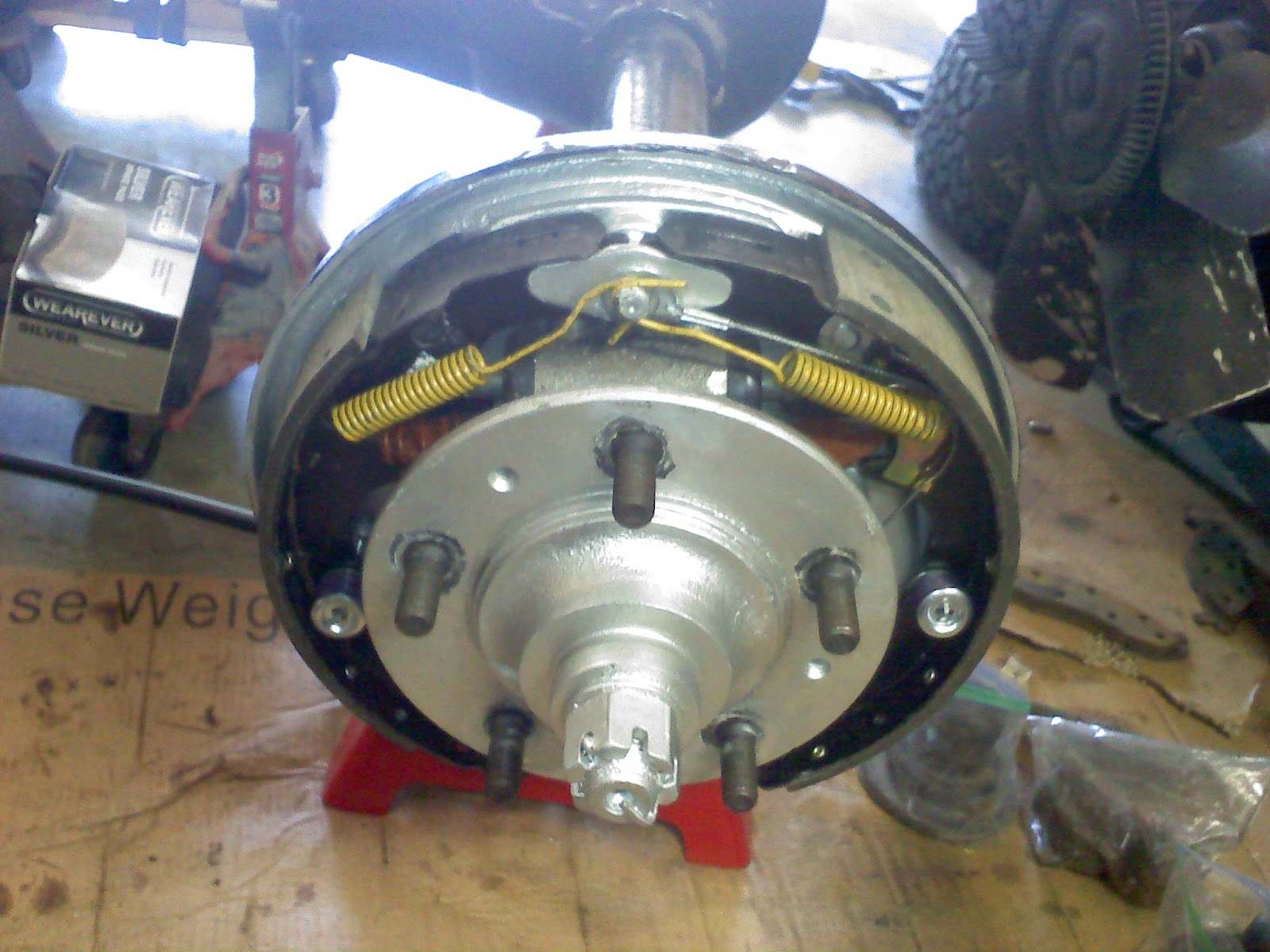 1983 CJ7 Rebuild Drum Brake Install on AMC 20 Rear Axle