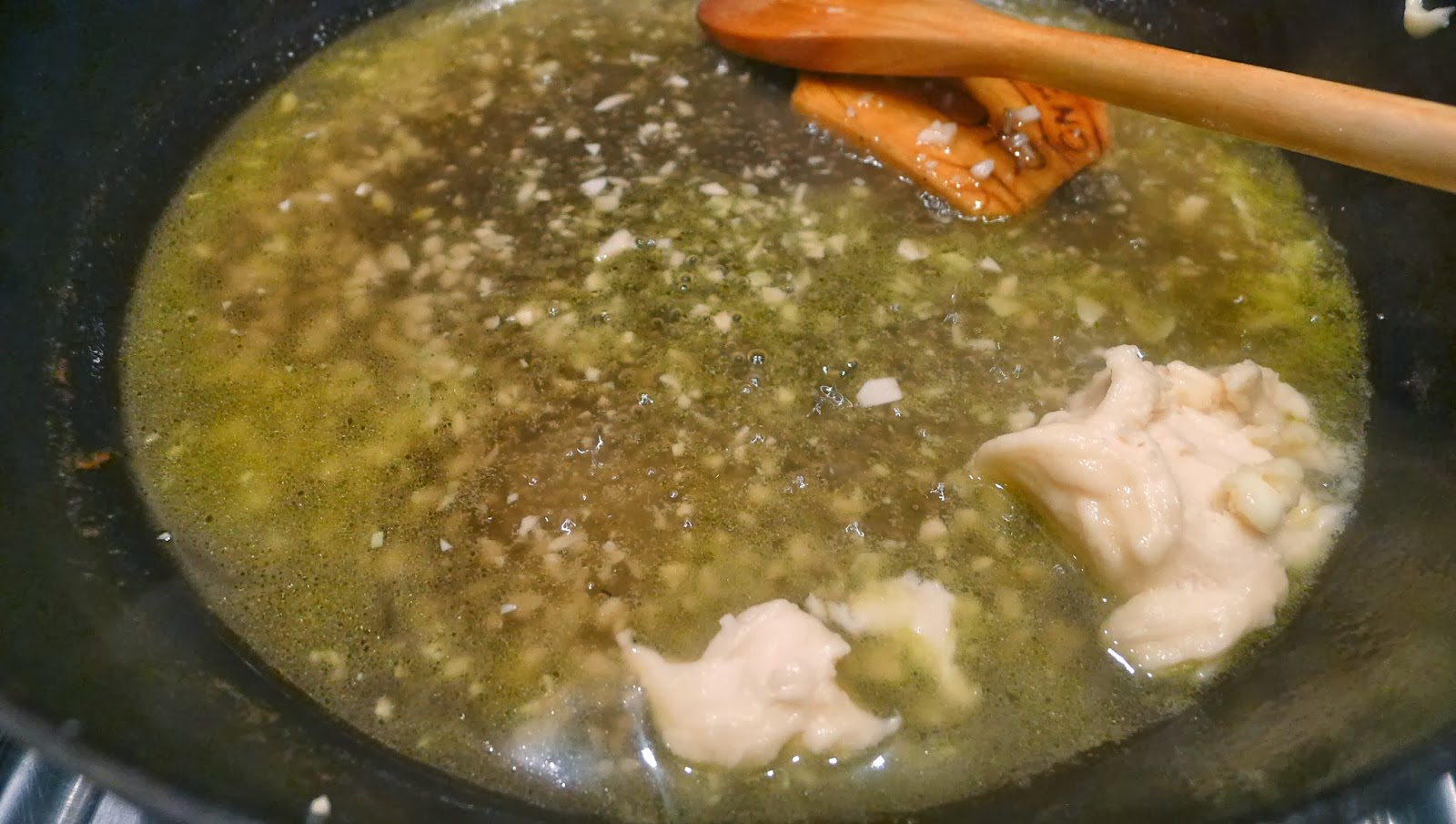 newFOOD tuesdayz White Wine Parmesan Cream Sauce