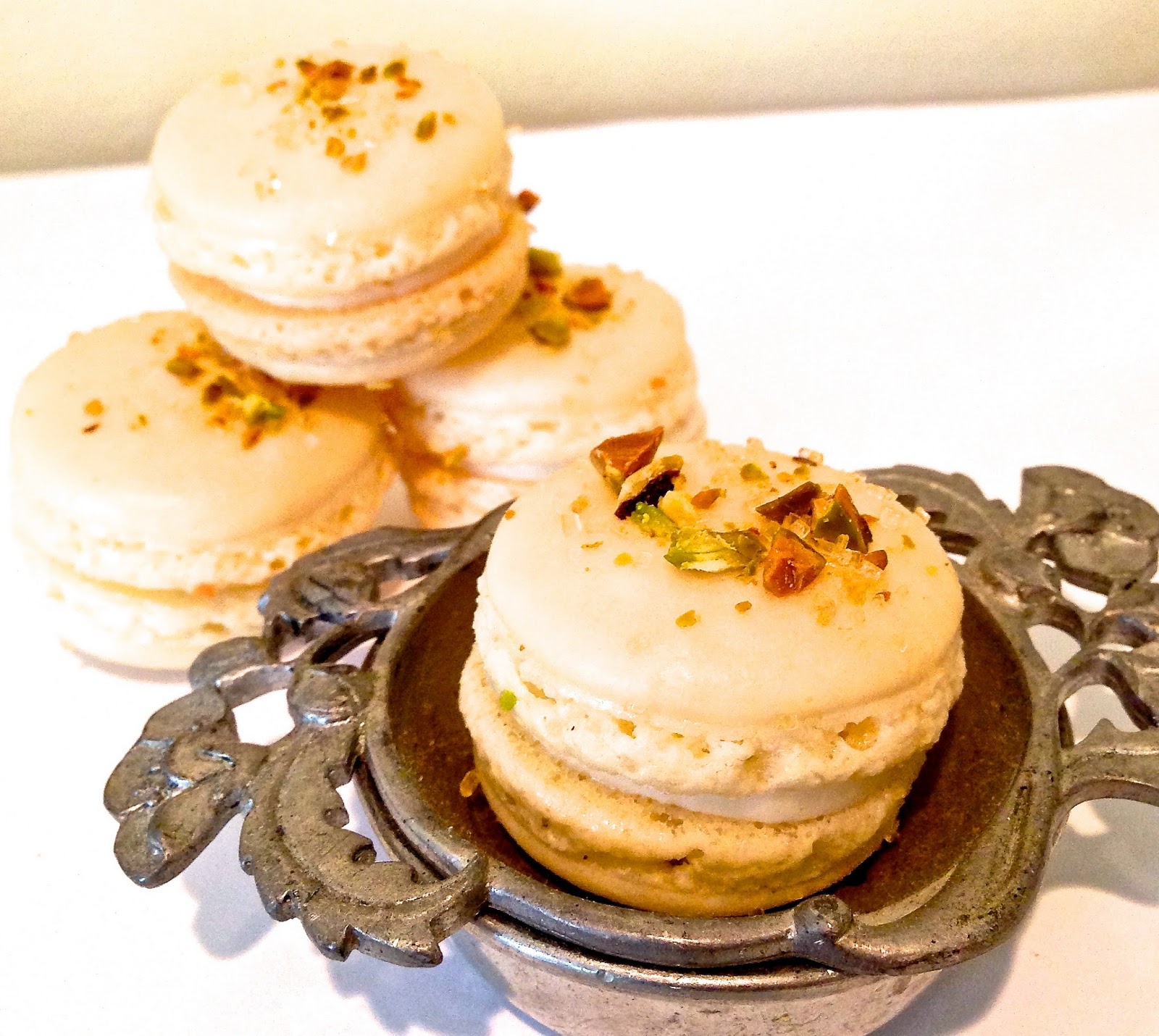 Honey Buttercream Macarons Assaggiare