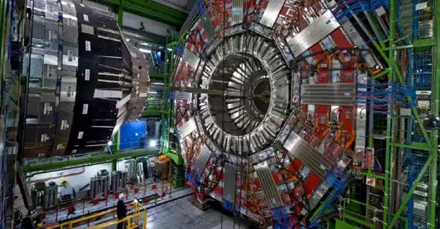 CERN: Πάνω από 100 σεισμικές δονήσεις προκάλεσε πρόσφατο πείραμα του στην Ελβετία CERN: Πάνω από 100 σεισμικές δονήσεις προκάλεσε πρόσφατο πείραμα του στην Ελβετία