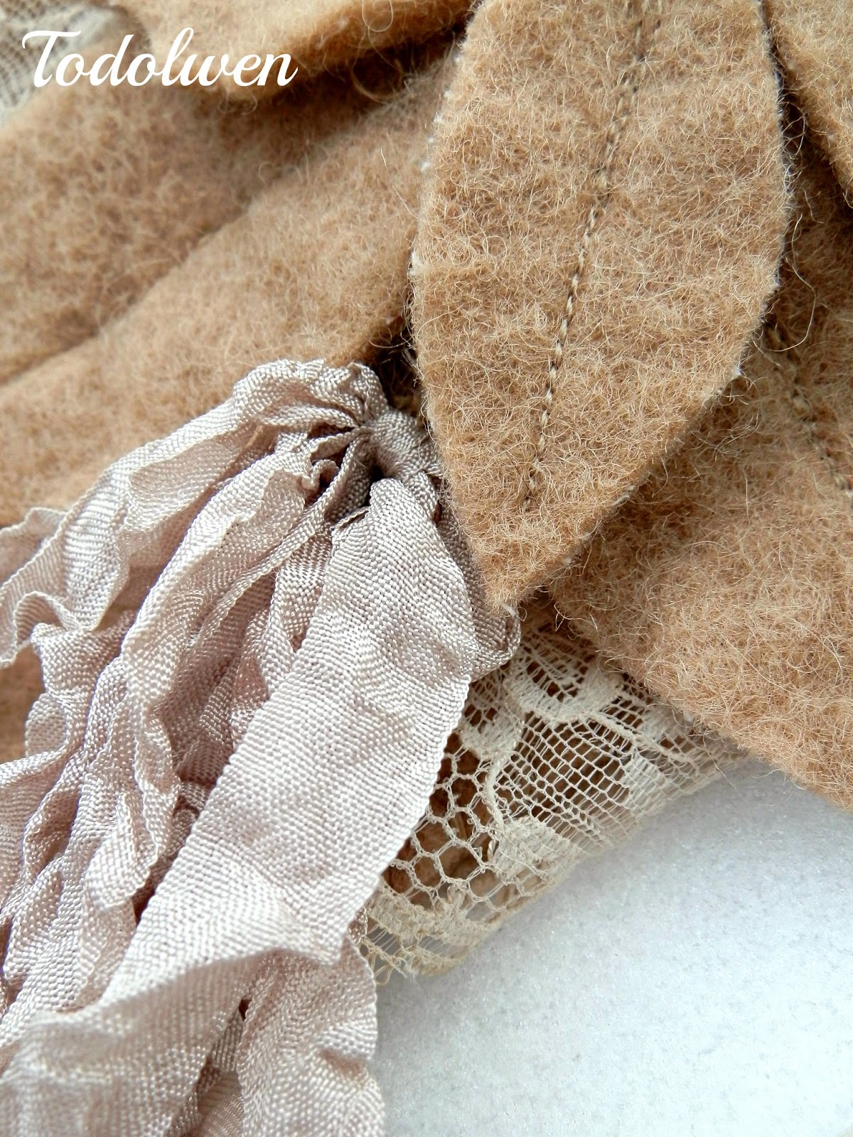 Todolwen From Old Woolen Blankets