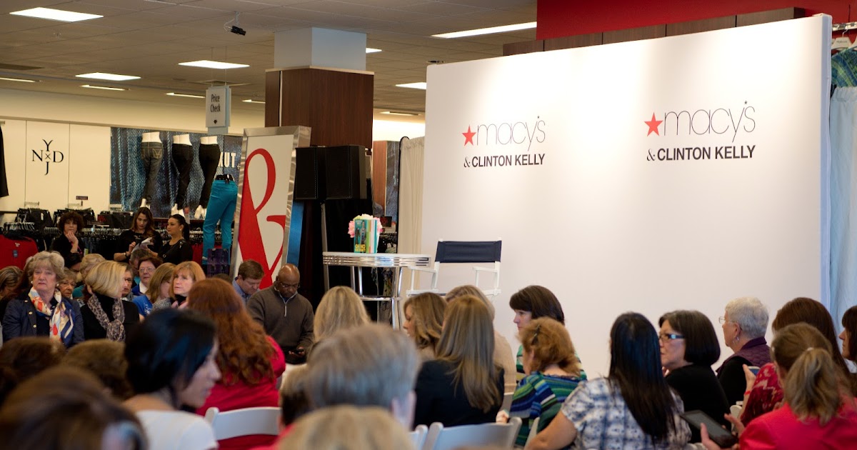 Domestic Fashionista Clinton Kelly at Macy's Roseville Fashion Event