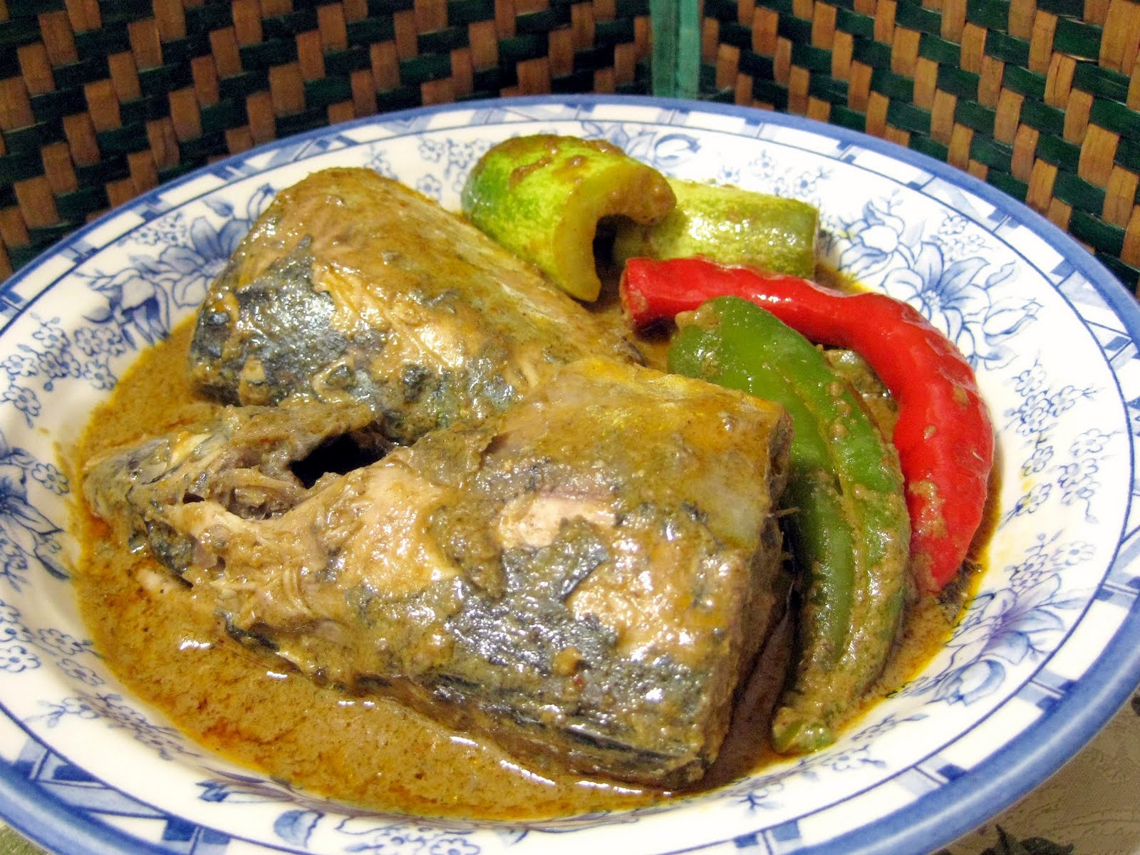 RESEPI NANNIE Gulai ikan tongkol@aya