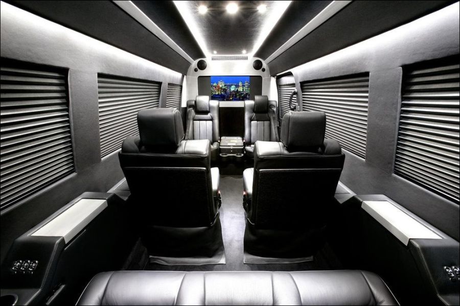 Jet Van