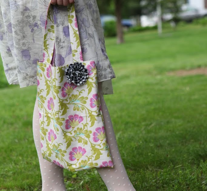 Quaint and Quirky Simple and Quick Bag Tutorial (Reversible too!)