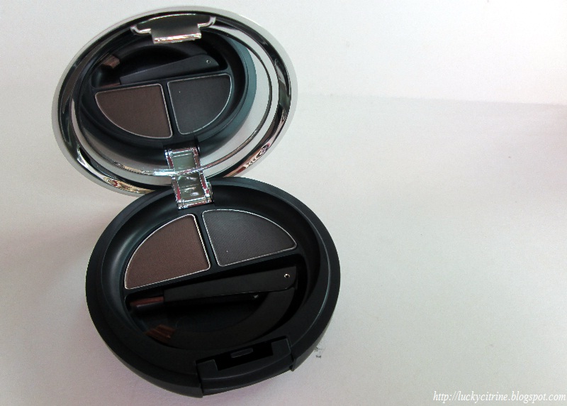 Lucky Citrine The Body Shop Brow & Liner Kit in 03 Dark Brown/Black