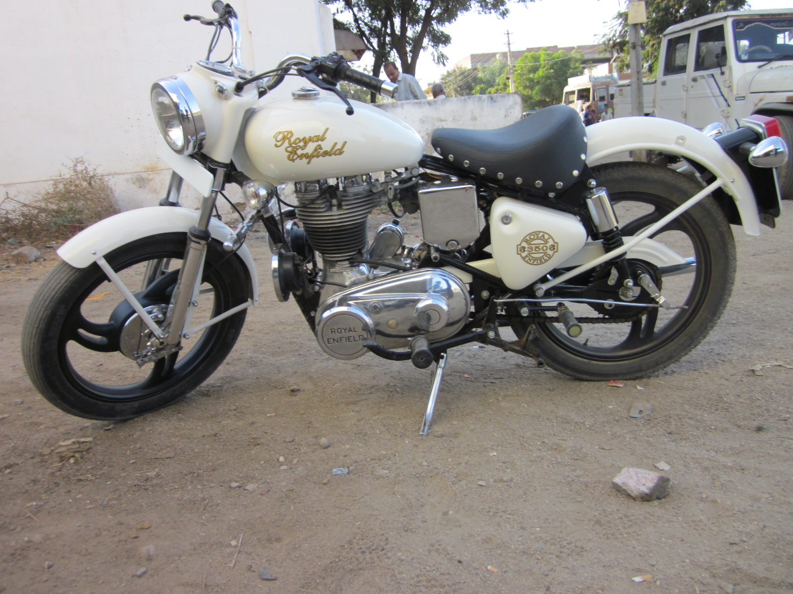Important Information Royal Enfield Bullet Motorcycle Pictures