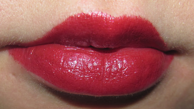 Covergirl LipPerfection Lipcolor in Everlasting lip swatch