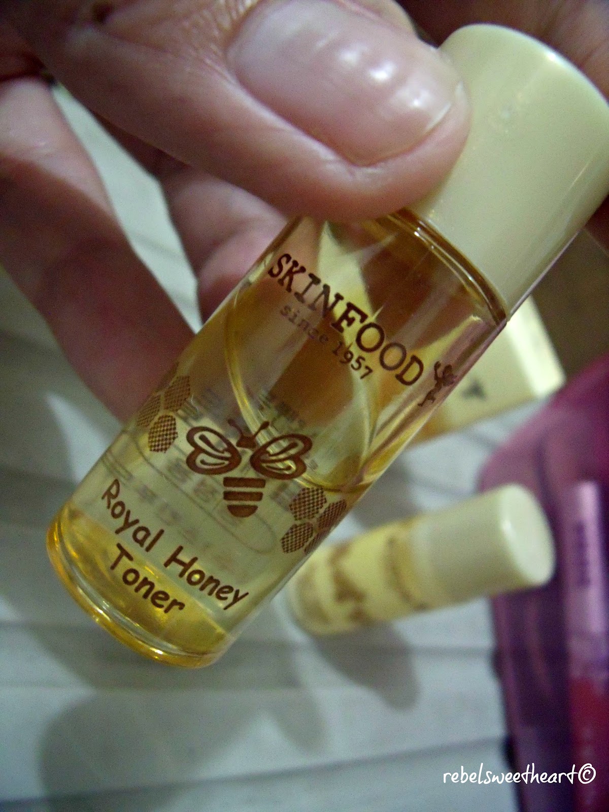 The Rebel Sweetheart. At a Glance SkinFood Royal Honey Toner + Emulsion.