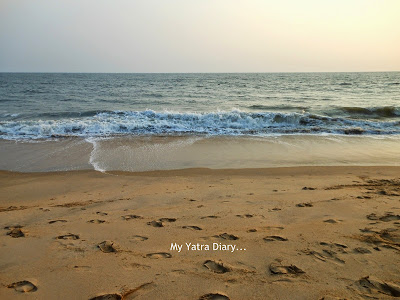 Waves and the ocean at the Kannur beach, Kerala