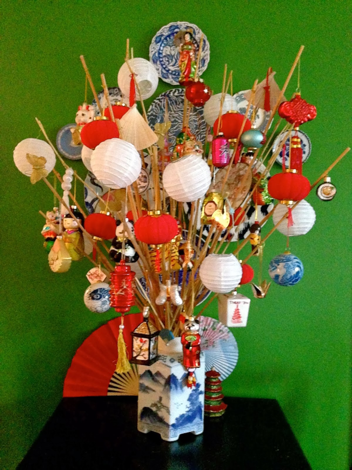 SANITY FAIR THE BAMBOO CHRISTMAS TREE