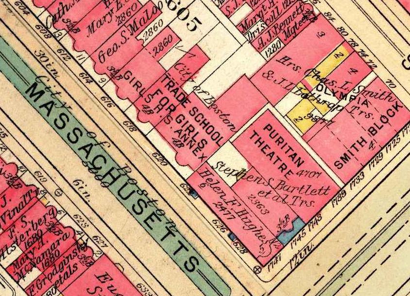 College Girl Trades in the Goods - XXX Pawn: Free Porn f2