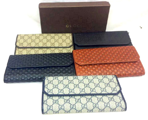 pin butik tas batik modern sepatu lukis laptop pin butik tas batik modern sepatu lukis laptop