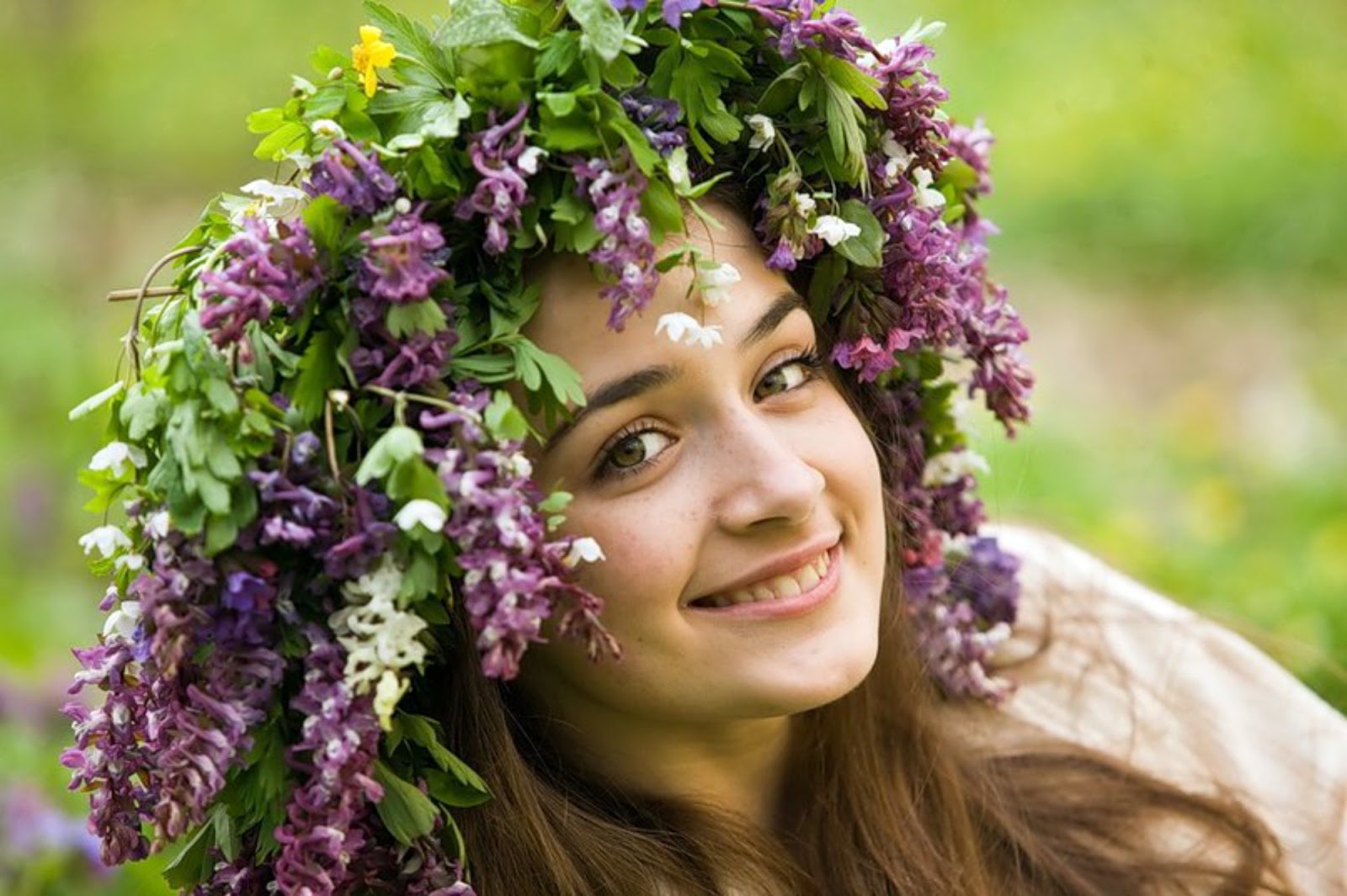 Натуральная девушка Натуральная девушка