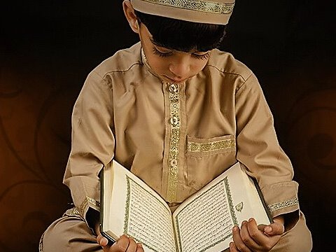 Manfaat Membaca Al-Qur�an Untuk Kehidupan Sehari-Hari Anda ~ Belajar Al