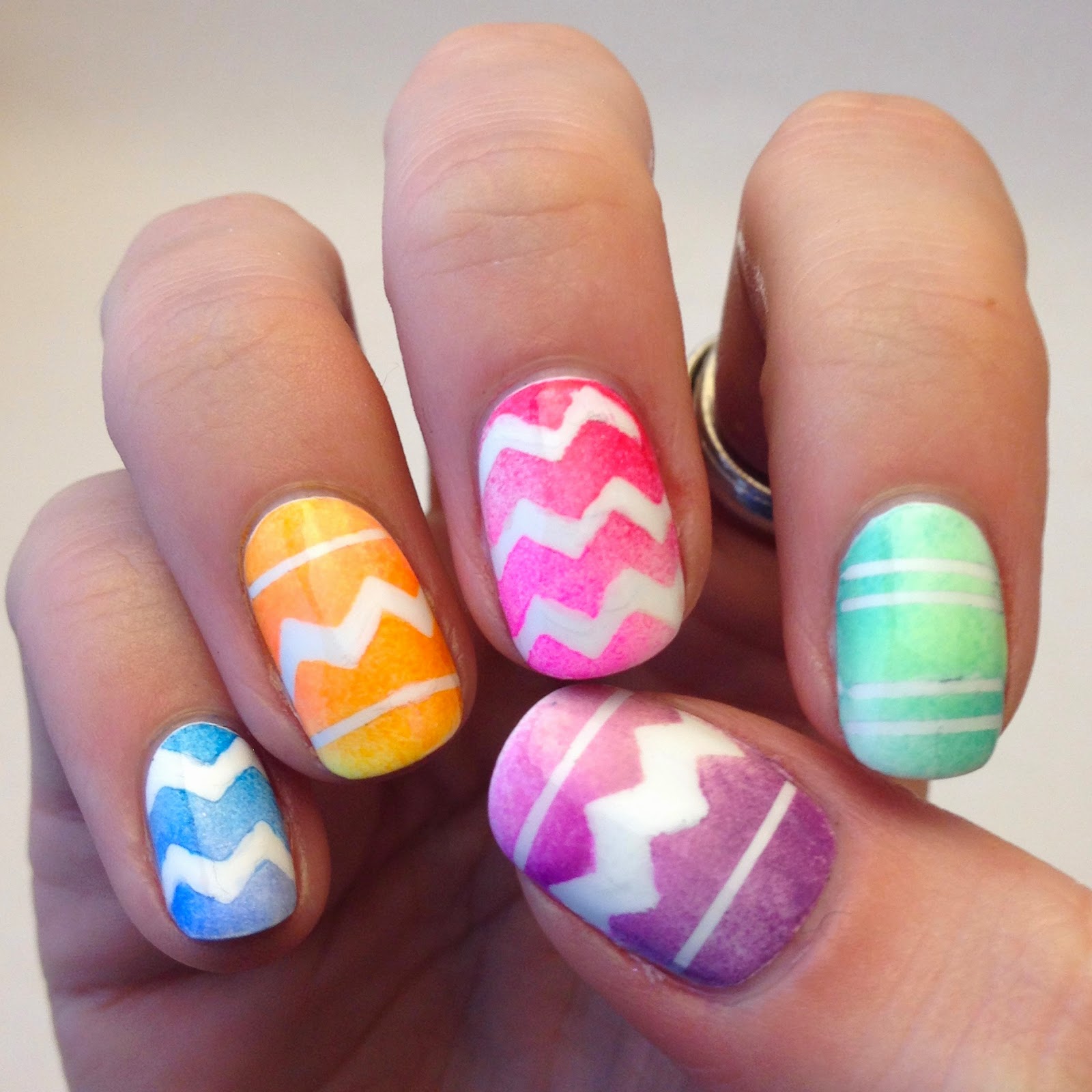 Casa de Polish: Easter Egg Nails