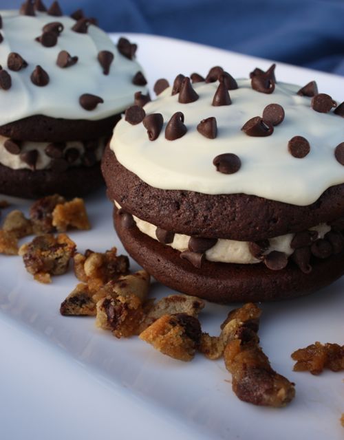 Cookie Crazed Mama Chocolate Chip Cookie Dough Whoopie Pies