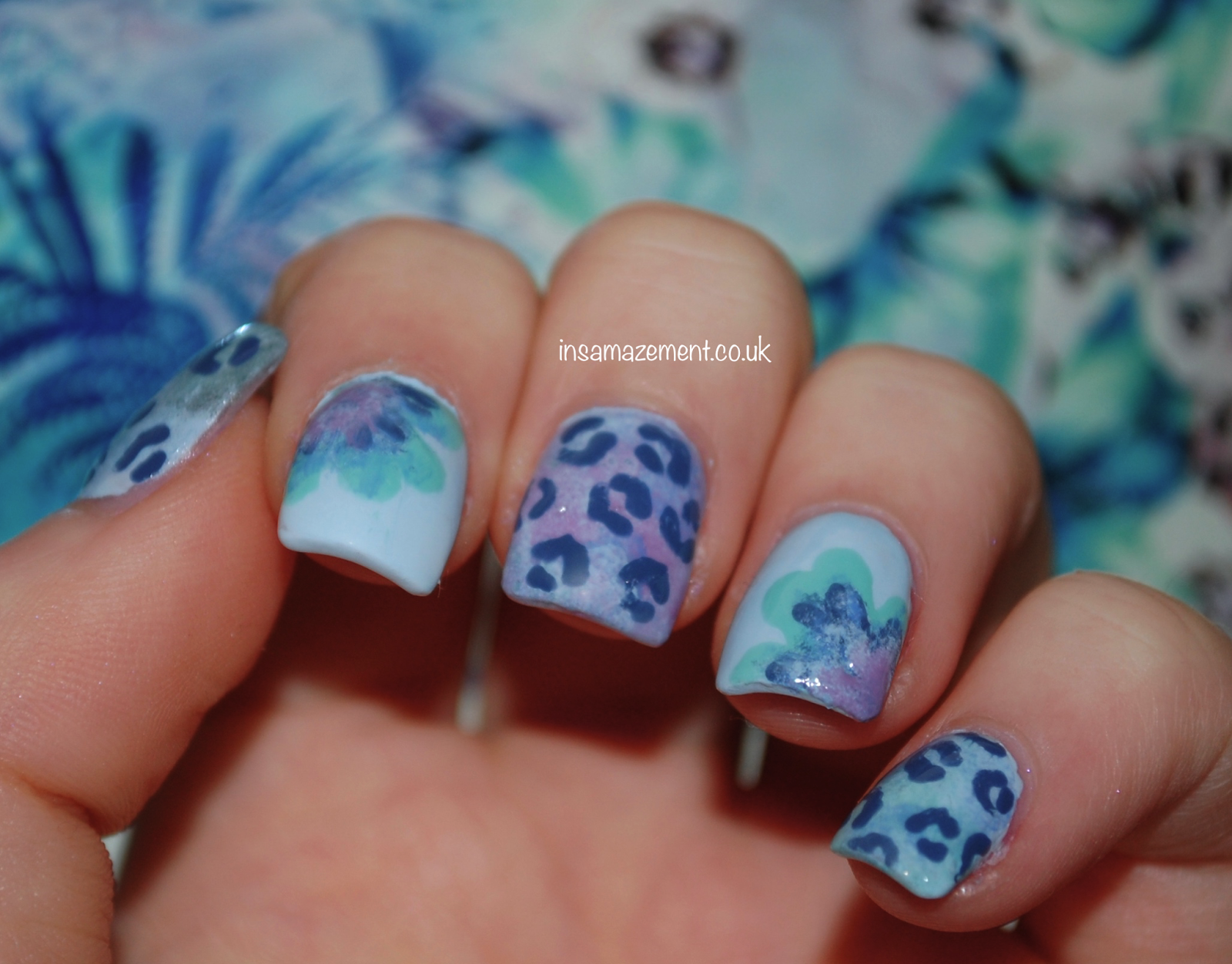 In SAMazement QuizDressNails Nail Art Competition