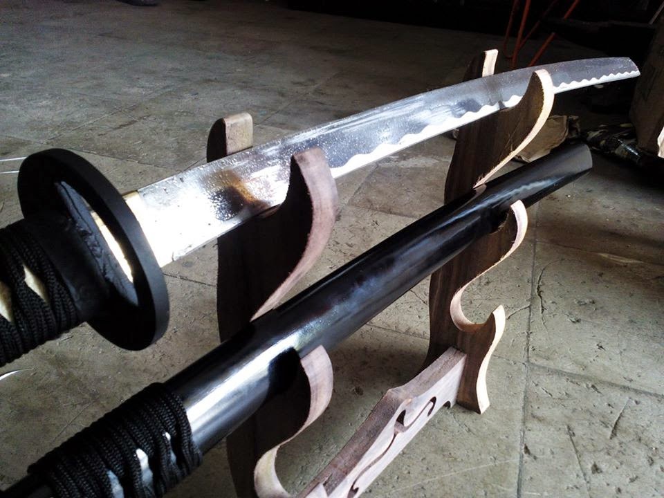 pabrik pedang katana samurai senjata silat pabrik pedang katana samurai senjata silat