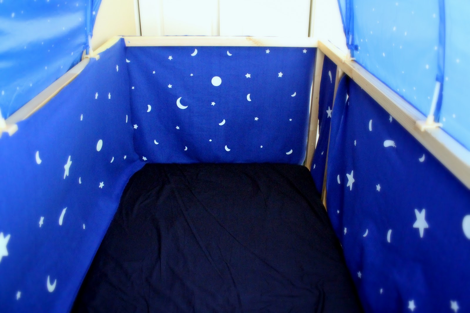 Mama's Felt Cafe Felt Pirate Fort Ikea Kura Bed