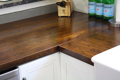 The Dabbling Crafter: DIY Sunday: Staining Butcher Block Countertops