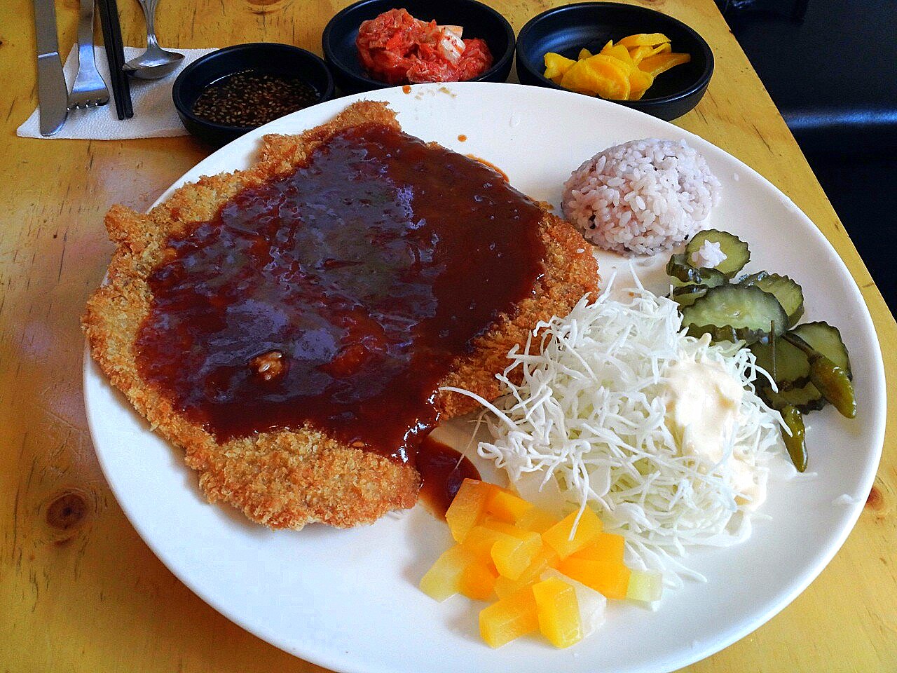 Review King Donkatsu, Ramen and Udon at Namsan's Minamiyama