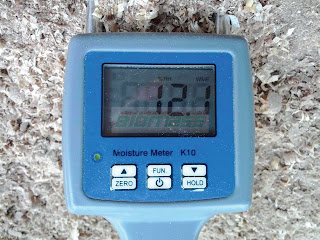 MOISTURE METER