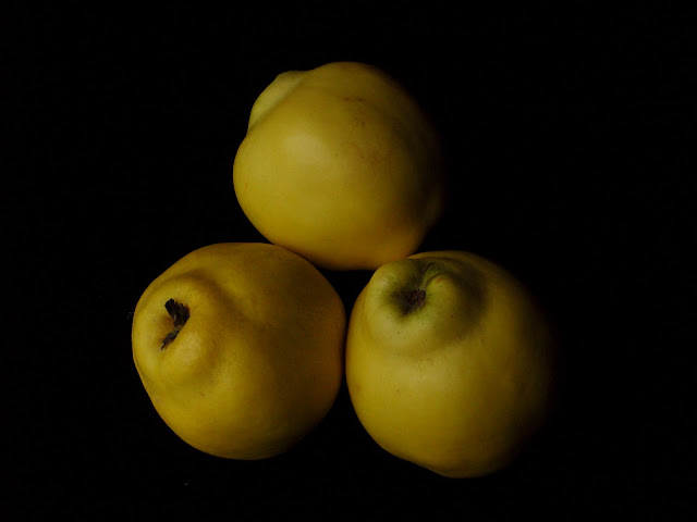 Fresh quince