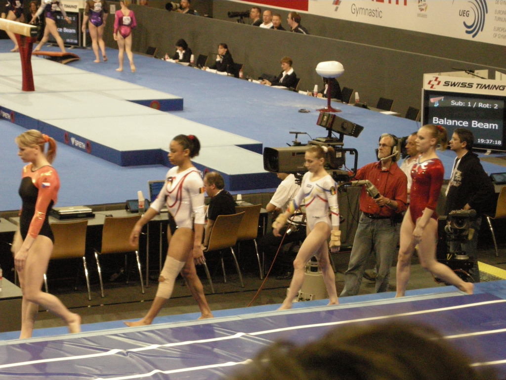 Gymnastics No Ceiling Europhotos