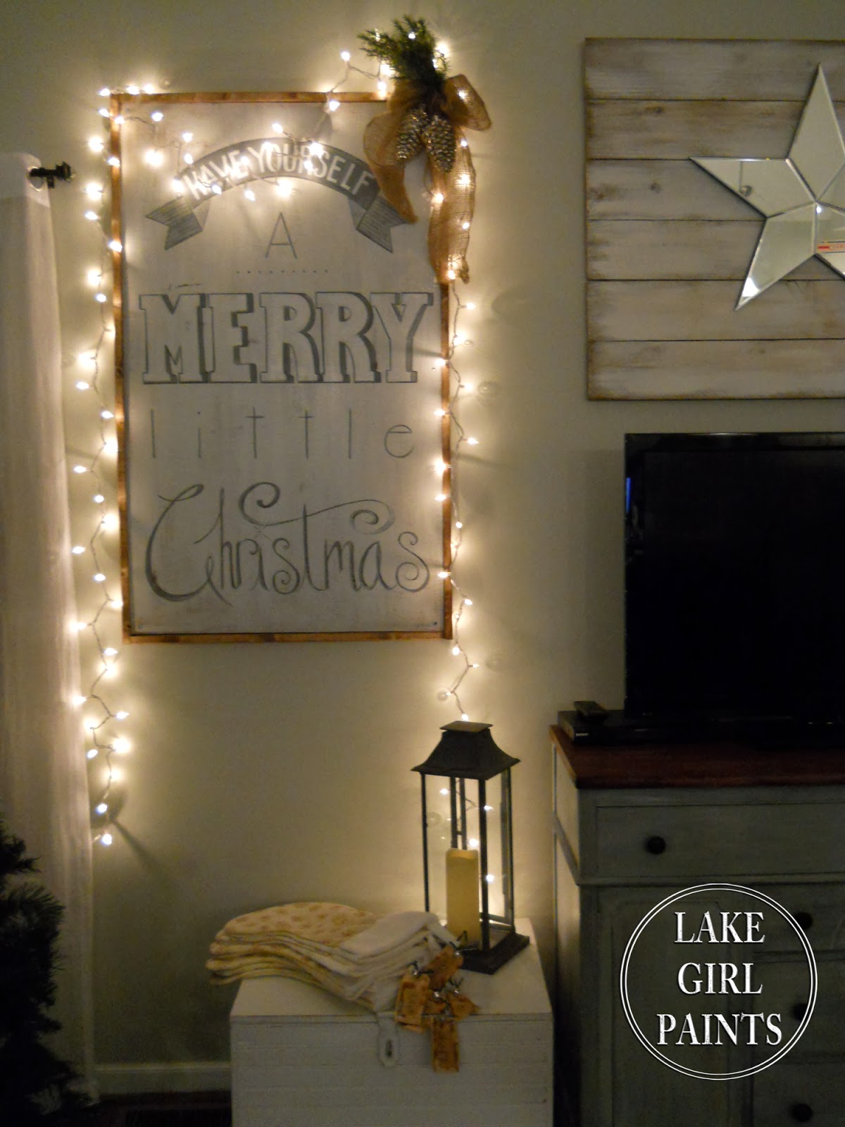 Merry christmas sign wooden wall art table decoration Lake Girl Paints: Have Yourself a "Big" Merry Little Christmas Sign