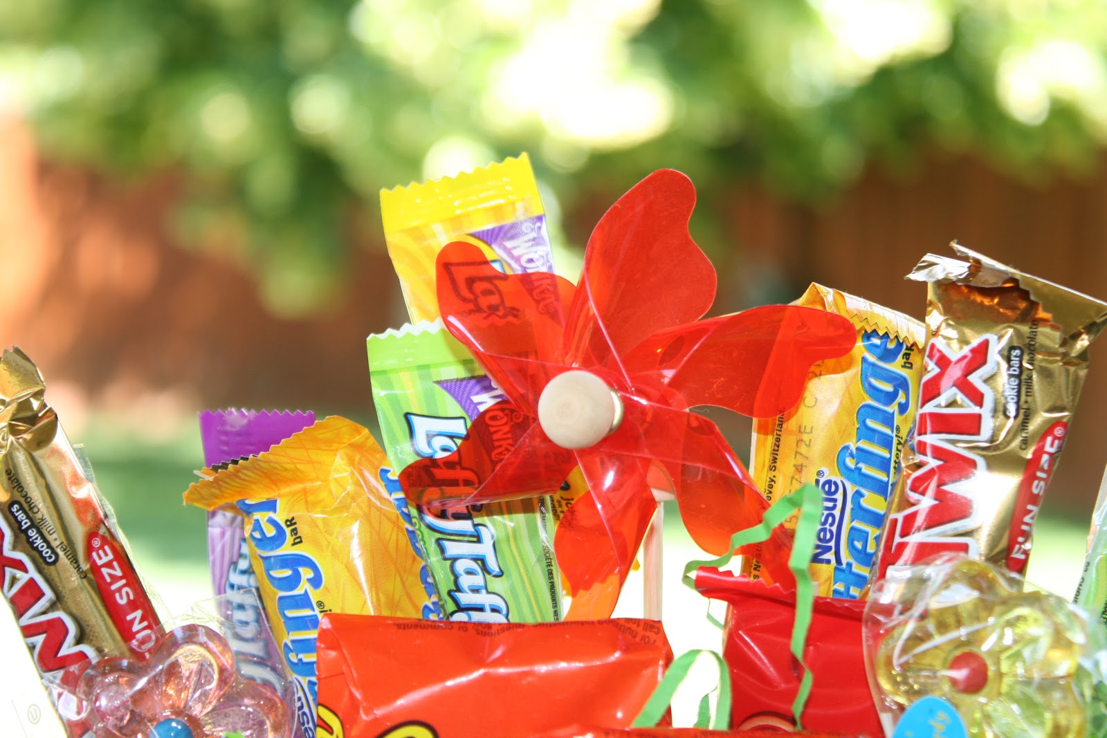 everything to entertain Candy Bouquet