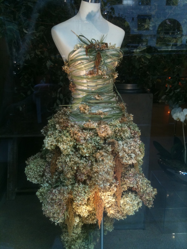 White christmas cocktail Dress Form / Mannequin Christmas Trees – South Shore Decorating Blog