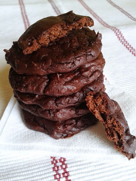 Avocado chocolate cookies